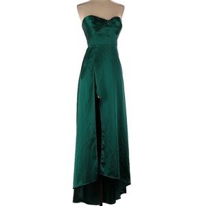 Elle Zeitoune
Size XS Green Satin Magnolia Gown